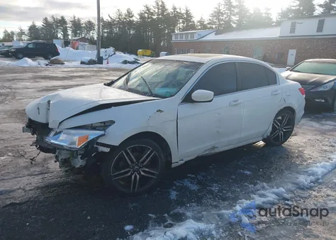 2010 Honda Accord 2.4 Ex z USA, uszkodzony, nr VIN 1HGCP2F76AA089661